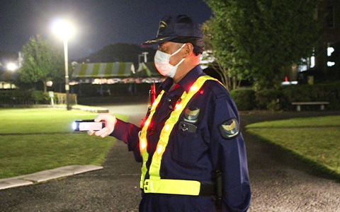 警備員
